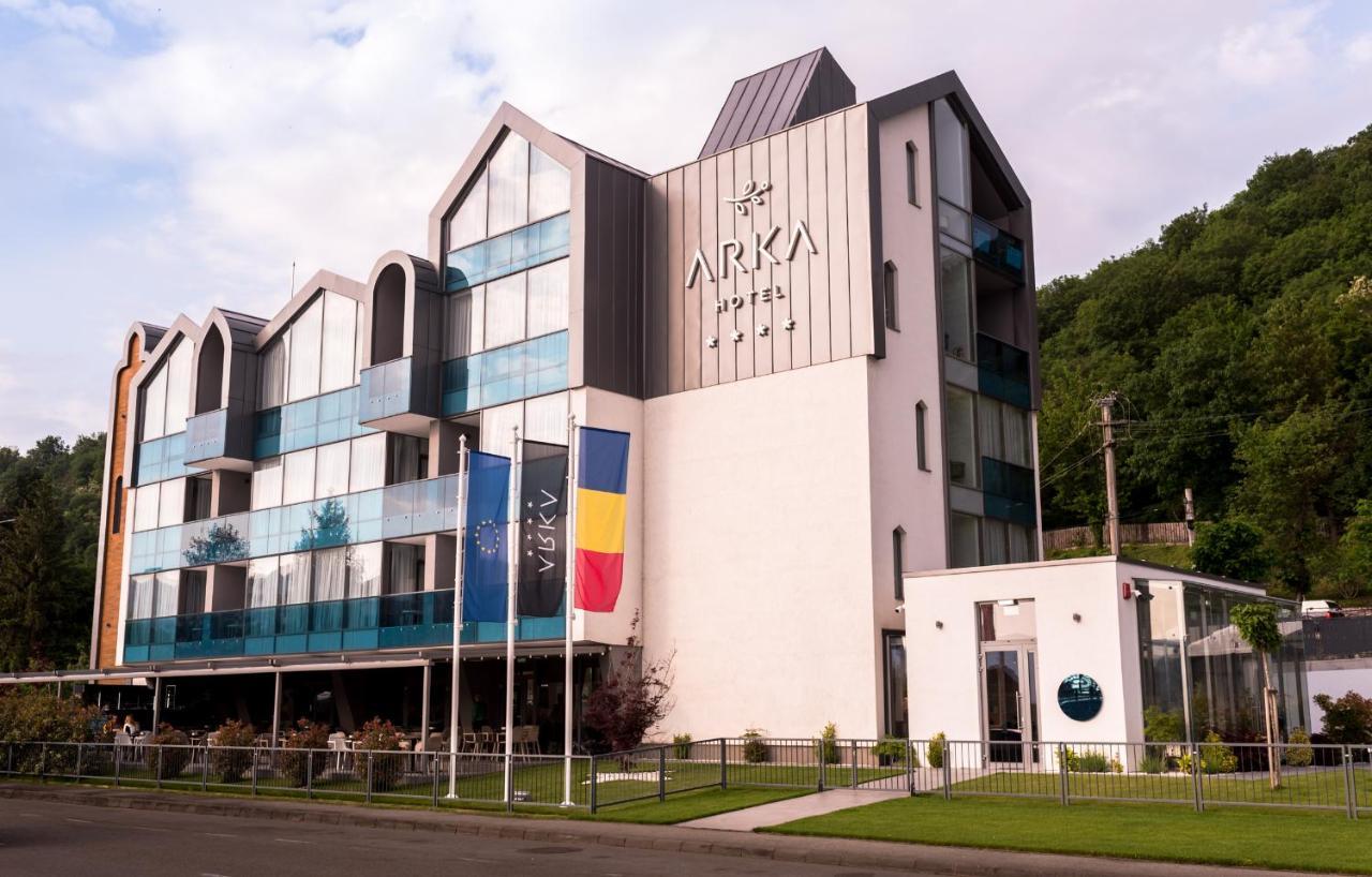 Hotel Arka Orşova Εξωτερικό φωτογραφία